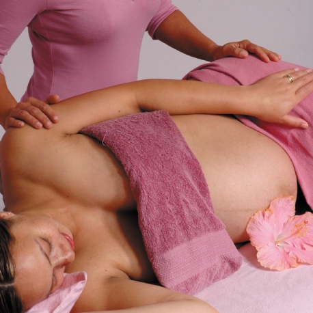 Zwangerschapsmassage bij Mandarin Spa Nijmegen Uden Zwangerschapsmassage bij Mandarin Spa Nijmegen Uden